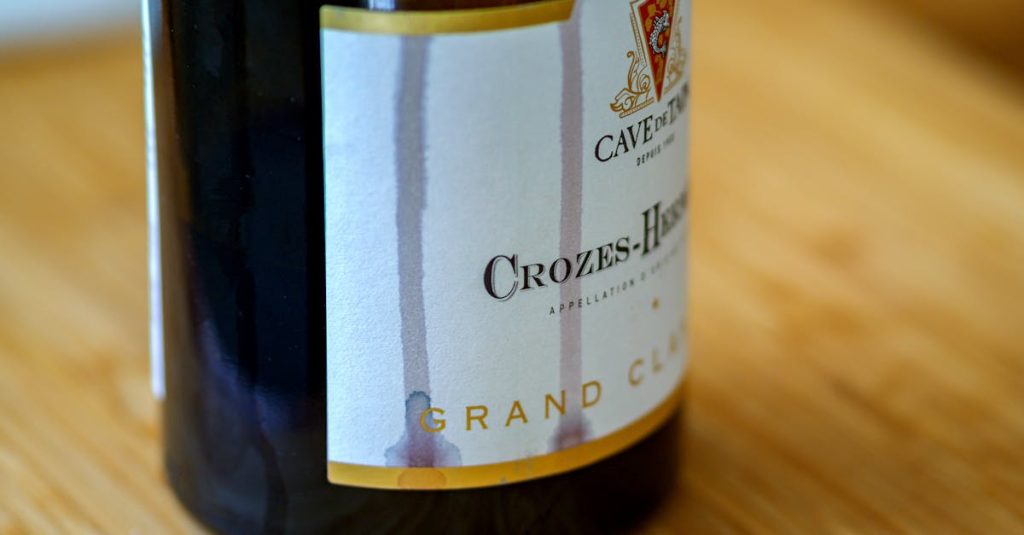 découvrez notre sélection exclusive de grands crus, des vins d'exception offrant des arômes riches et une qualité supérieure pour les passionnés de dégustation.
