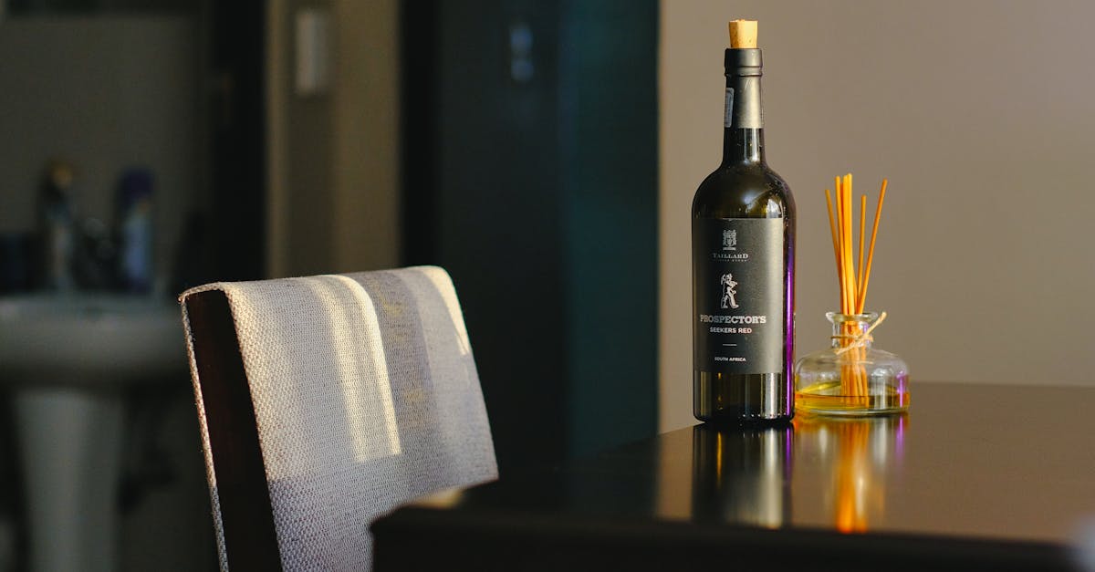 découvrez le jeroboam, une grande bouteille de vin ou de champagne, idéale pour les célébrations et les grandes occasions. apprenez-en plus sur son origine, sa capacité et son usage.