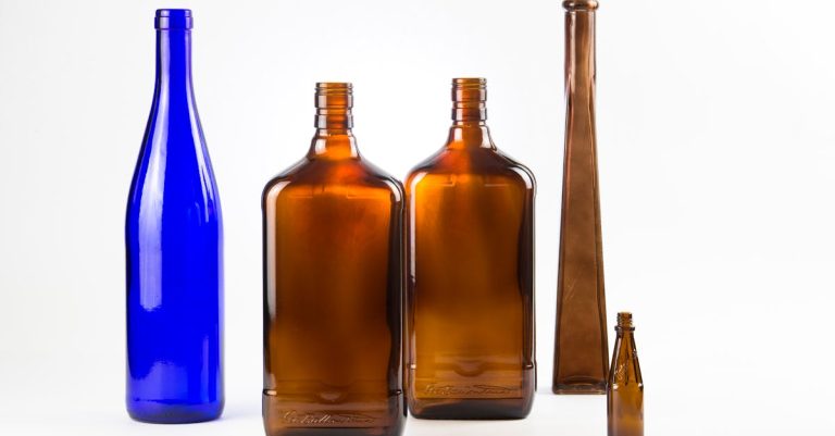 découvrez nos bouteilles magnum, idéales pour vos grandes occasions. profitez d'un format généreux et d'une présentation élégante pour sublimer vos moments de fête.