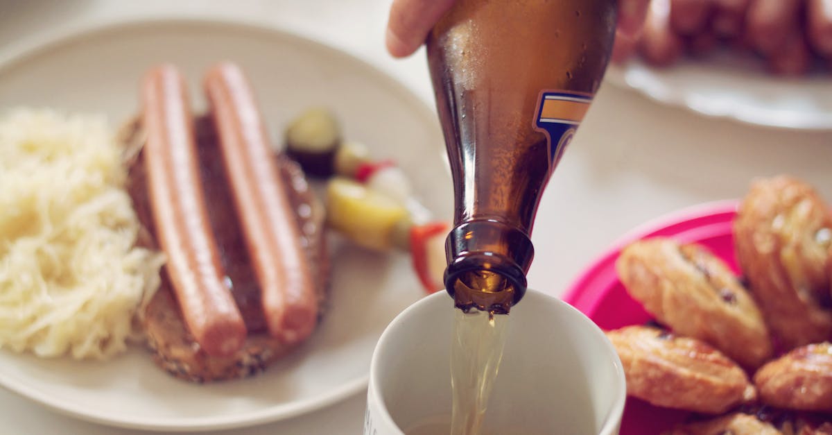 découvrez les accords parfaits entre le choucroute et les vins pour sublimer vos repas traditionnels avec des suggestions de vins blancs et rouges adaptés.