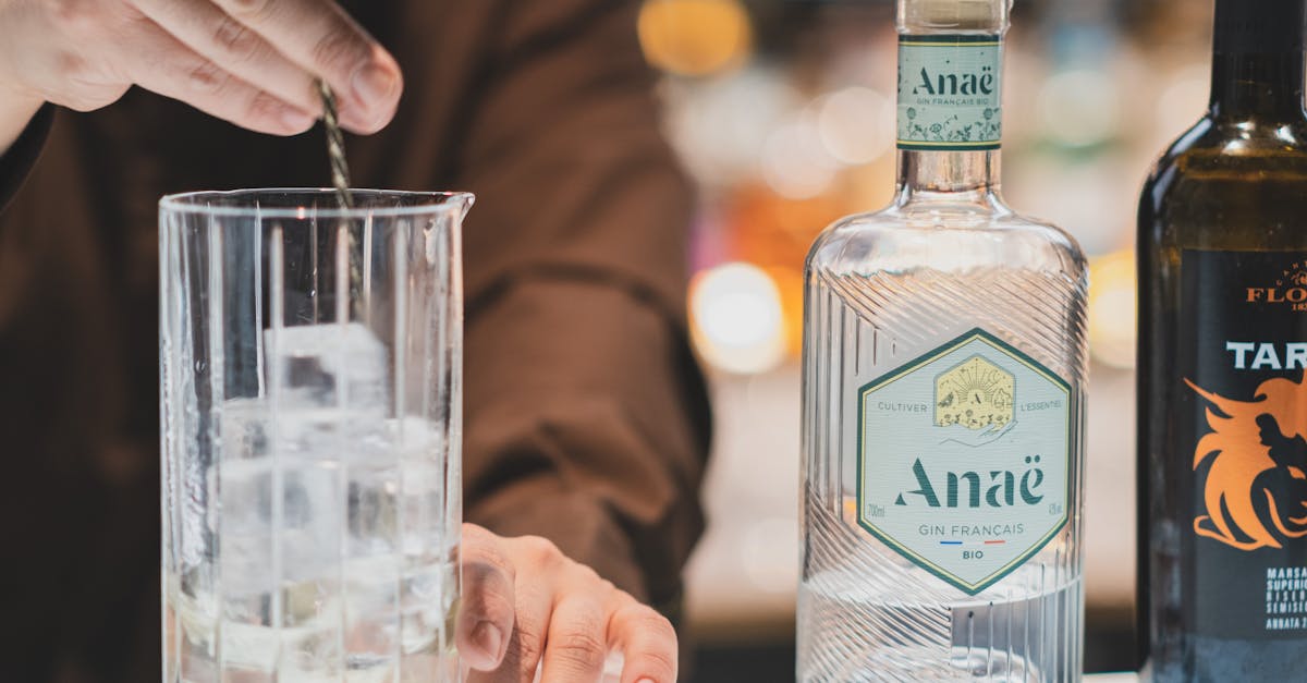 découvrez notre sélection de spiritueux exquis, du whisky au rhum en passant par la vodka, pour sublimer vos moments de dégustation.