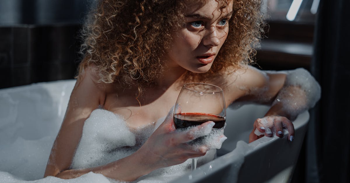 découvrez notre vin rouge corsé, riche en saveurs et en arômes intenses, idéal pour accompagner vos repas et occasions spéciales.