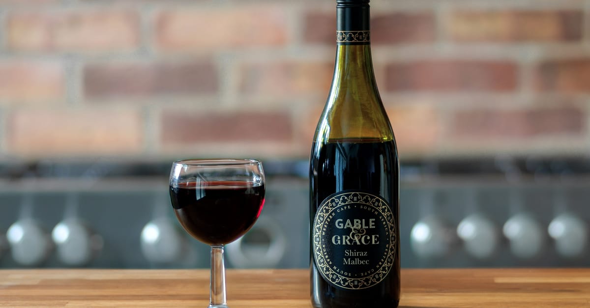 découvrez tout sur le malbec, un cépage rouge réputé pour ses vins riches et fruités, idéals pour accompagner vos repas.