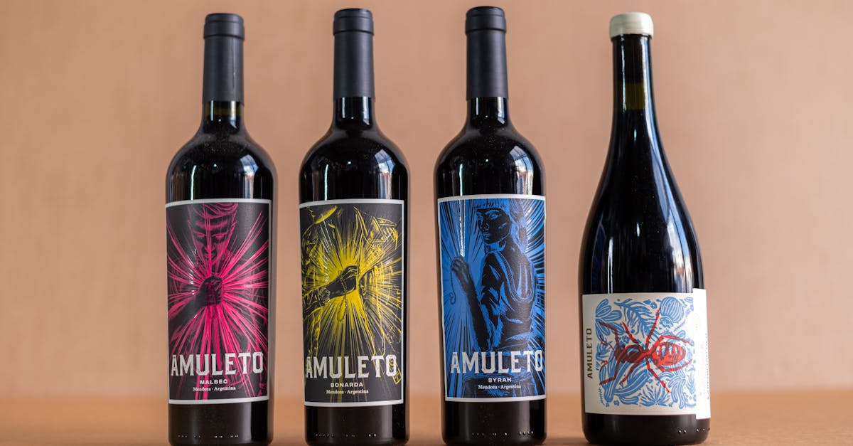 découvrez le malbec, un cépage rouge emblématique connu pour ses arômes riches de fruits noirs et ses tanins équilibrés, idéal pour accompagner vos plats de viande et fromages.