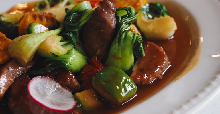 découvrez des recettes savoureuses et originales à base de veau blanc, pour des repas gourmands et raffinés.