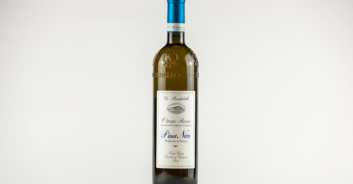 découvrez notre étiquette de bouteille de vin élégante et personnalisable, idéale pour sublimer vos crus et offrir une touche unique à vos créations viticoles.