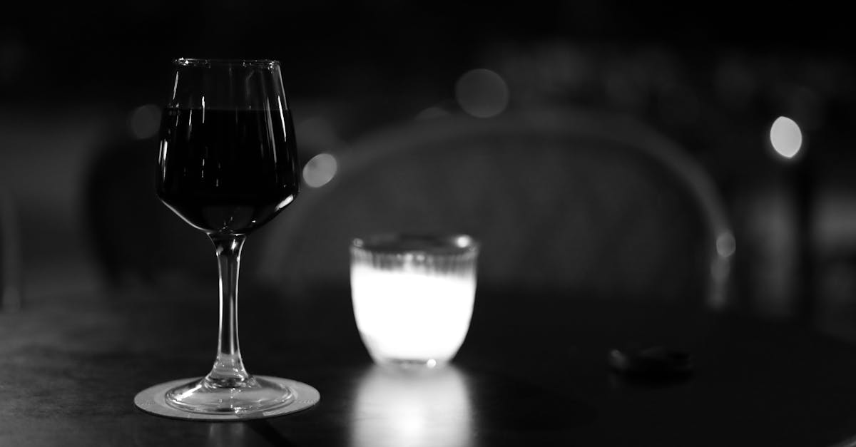 découvrez les vins authentiques du plan de dieu, une appellation réputée pour ses saveurs riches et son terroir d'exception dans la région du rhône.