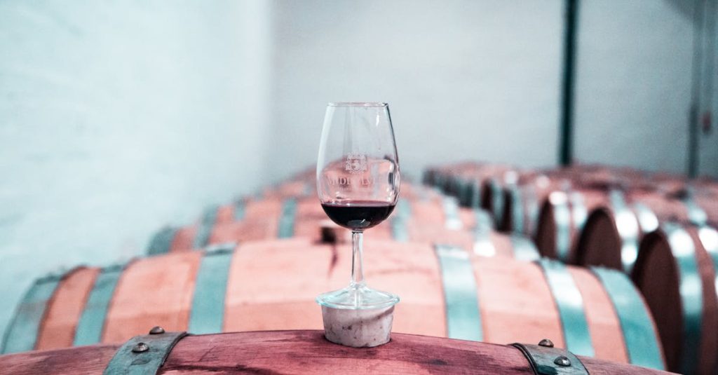 découvrez notre winery, où tradition et passion se rencontrent pour vous offrir des vins d'exception.
